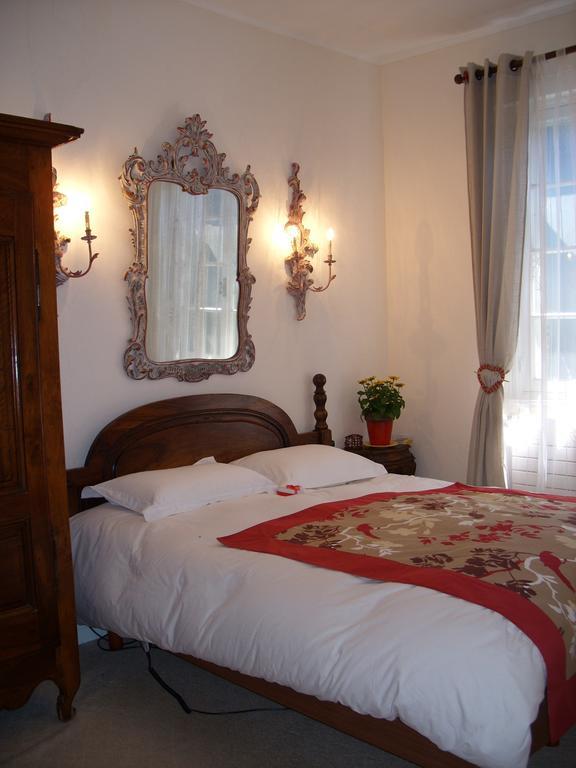 Mas Des Collines Bed and Breakfast Fontvieille Rum bild